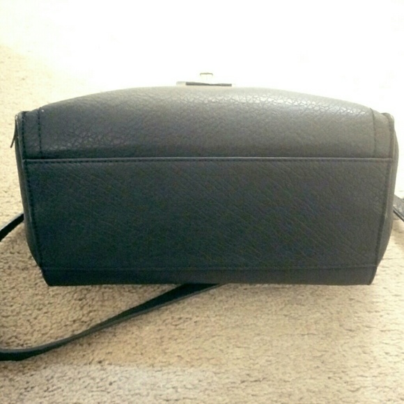 Danielle Nicole Mischa Satchel Crossbody Black Bag - Picture 6 of 8